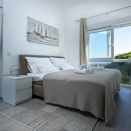 Villa Moderna Family Friendly