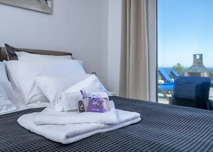 Willa Moderna Family Friendly Hvar Town