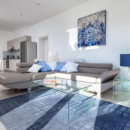Villa Moderna Family Friendly