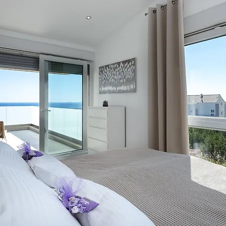 Moderna Family Friendly Villa Hvar Town
