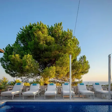 Moderna Family Friendly Hvar Town