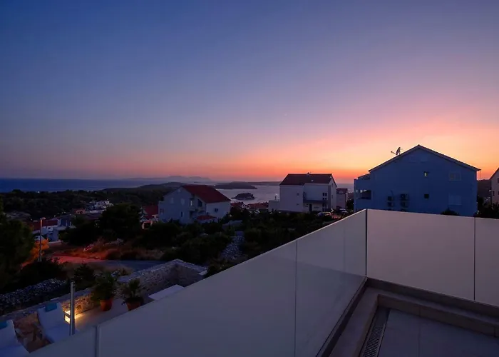 Moderna Family Friendly Villa *
